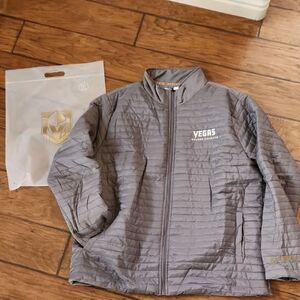 Light Gray Puffer Jacket with Quilted Design and Stand-Up Collar